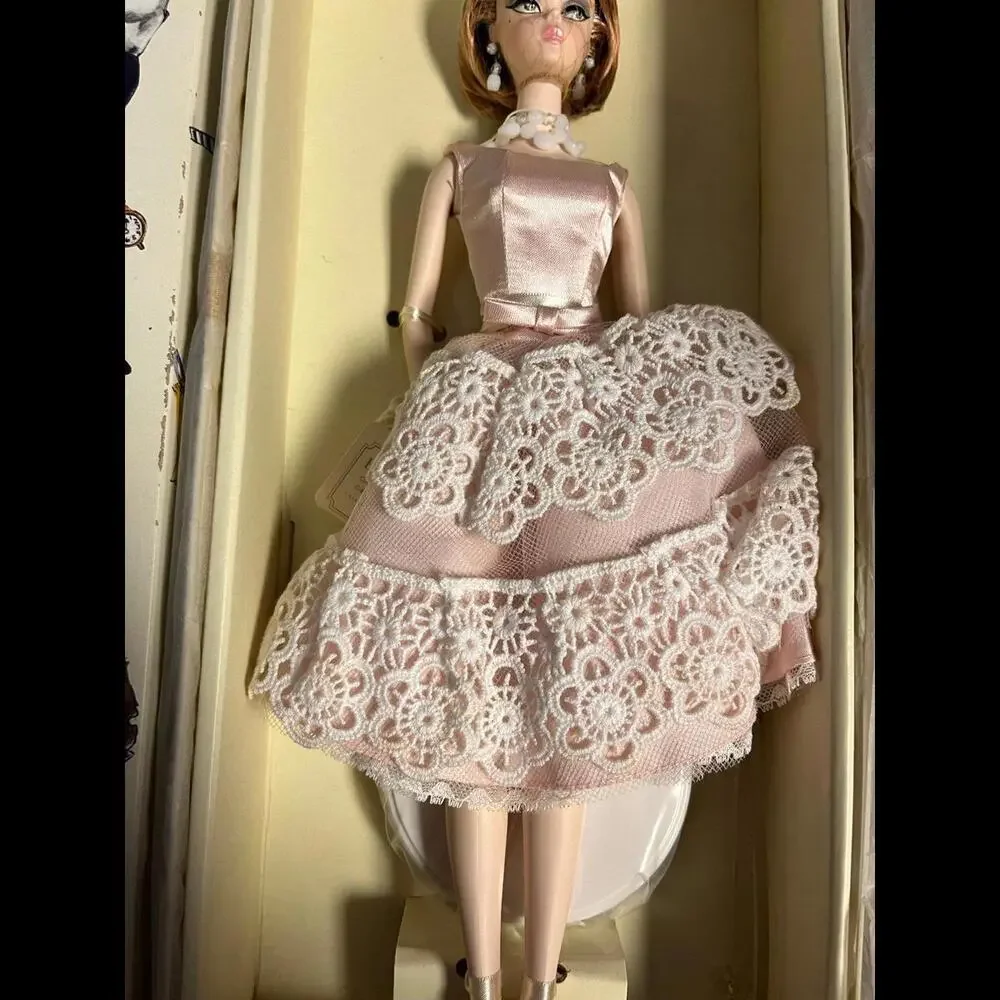 Barbie Silkstone Southern Belle Fashion Model Gold Label Doll 2008 Mattel #N5009